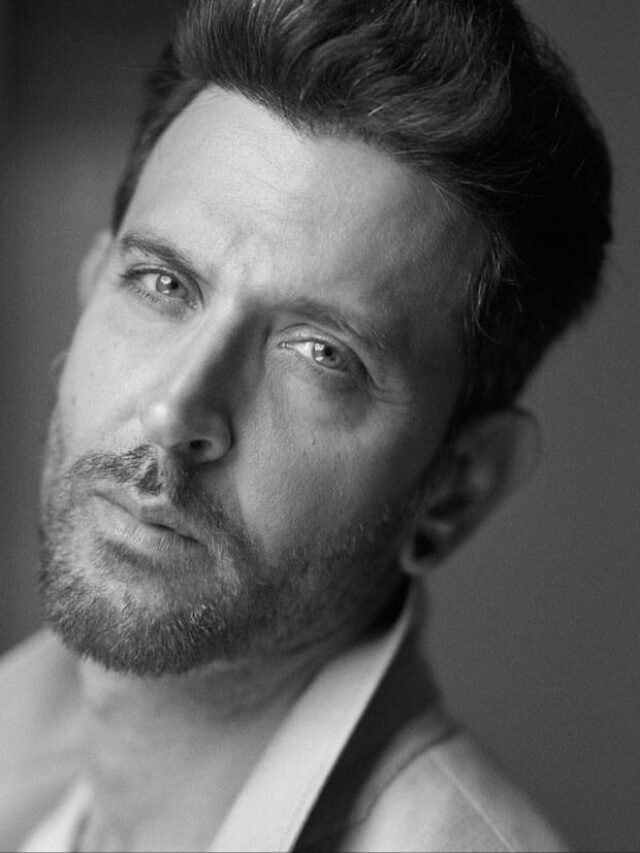 Vikram Vedha star Hrithik Roshan looks oh-so-handsome in this monochromatic picture; checkout