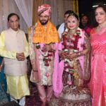 The star-studded wedding reception of Akanksha Agrawal, daughter of Kavi Narayan Agrawal क Ji and Shobit Gupta