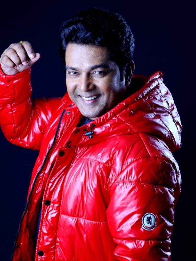 When I am performing live I am the happiest : Navin Prabhakar