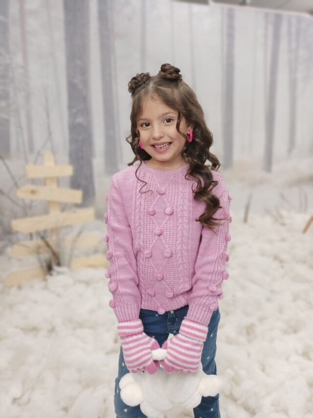 It’s a working Christmas for Hardika Sharma this year!