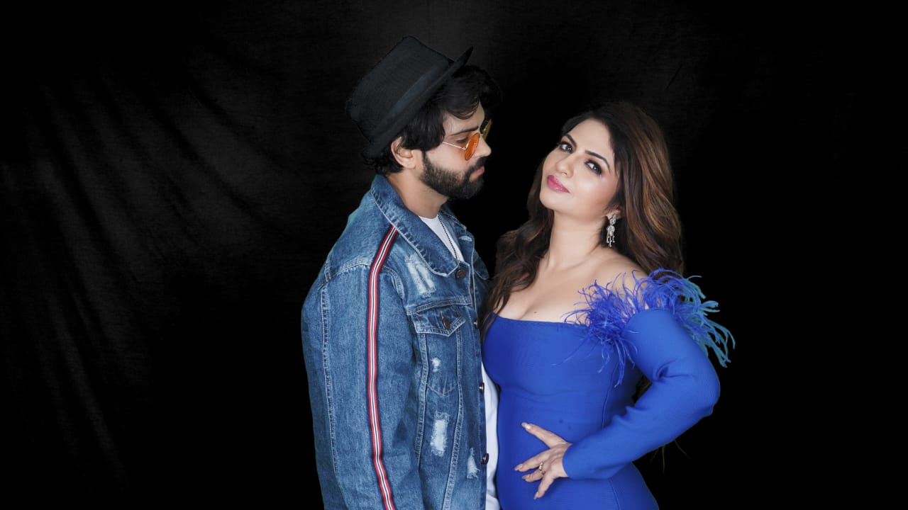 The peppy punjabi track "Tak Takni," which features glamorous singer Pooja Giyanani and Actor Divyankar Patidar, will be released on February 6,2023.