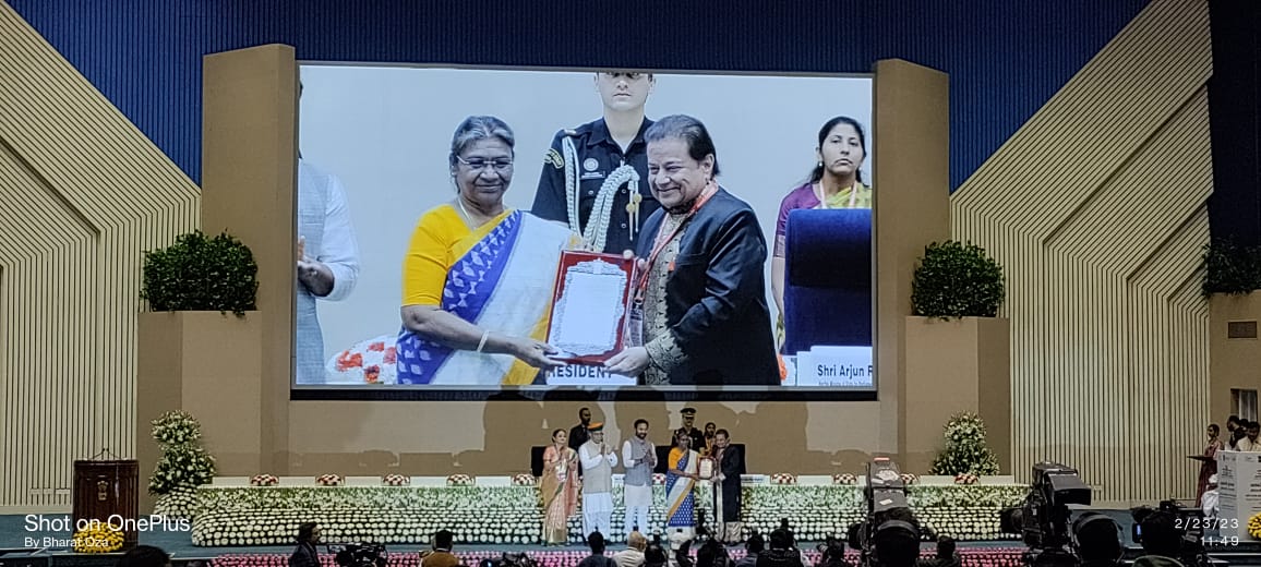 Bhajan Samrat Anup Jalota receives Sangeet Natak Akademi Award