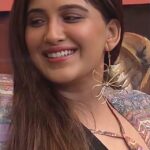 Nimrit Kaur Ahluwalia, MC Stan , Shiv Thakre tormented by Archana Gautam, Priyanka Chahar and Shalin Bhanot to win the task