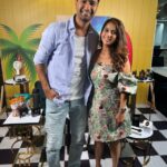 Pranitaa Pandit Praises Vicky Kaushal for his Infectious Smile