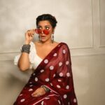 Shama Sikander Stuns in Retro Vibes: A Perfect Blend of Elegance and Nostalgia