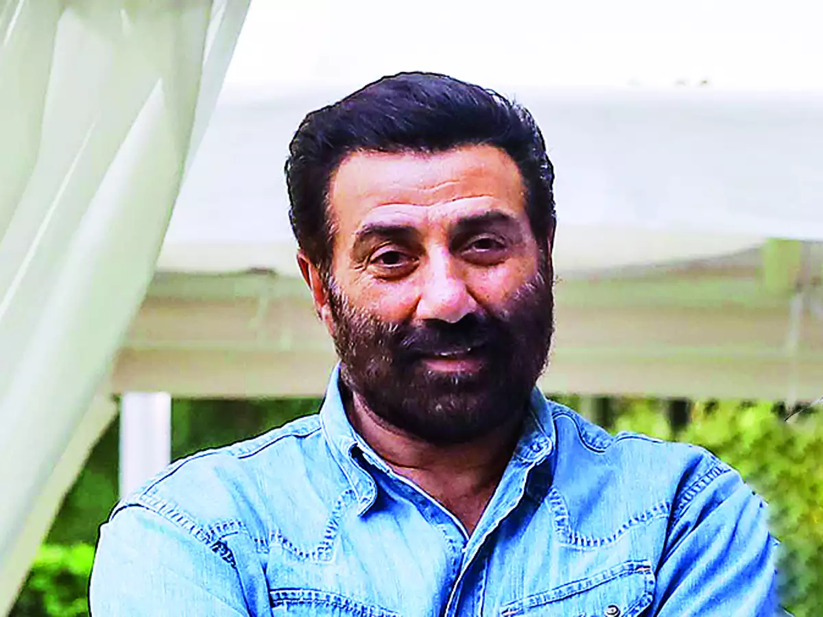#Gadar2: Nostalgia and Excitement Build as Fans Await Sunny Deol's Iconic Return