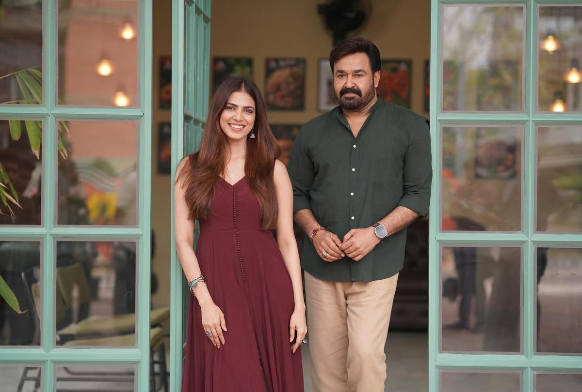 MV5BZWQ5Zjg3ODAtOGNjZC00OTEyLWI3MmEtYjRmYmRkN2ZhNzA0XkEyXkFqcGc. V1